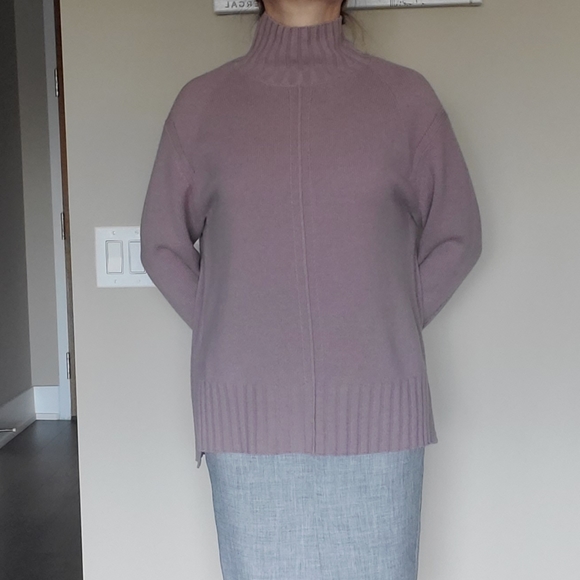 ๐ HOST PICK ๐ Reiss ๐ฌ๐ง Wool/Cashmere Oversized Sweater - Picture 7 of 10